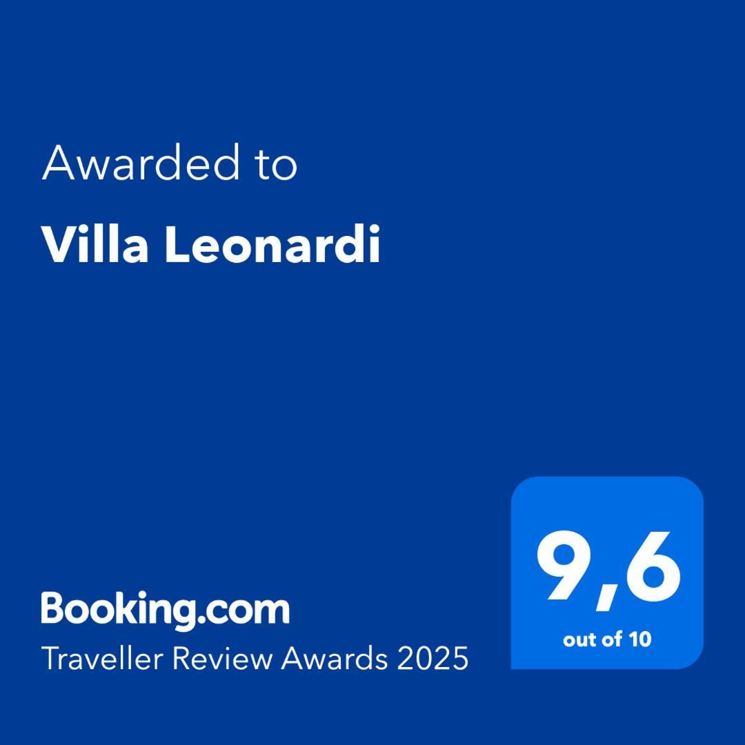 Villa Leonardi Zafferana Etnea Ruang foto