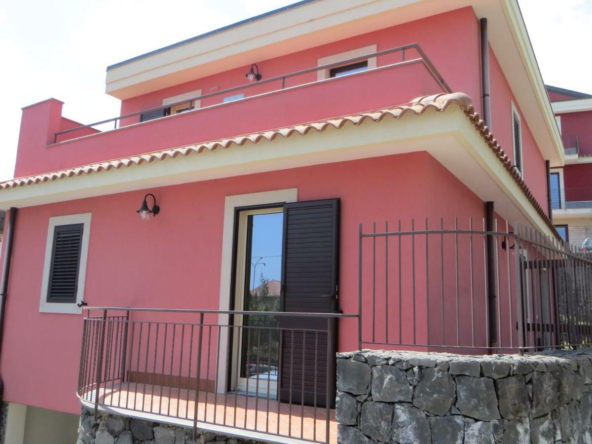 Villa Leonardi Zafferana Etnea Bagian luar foto