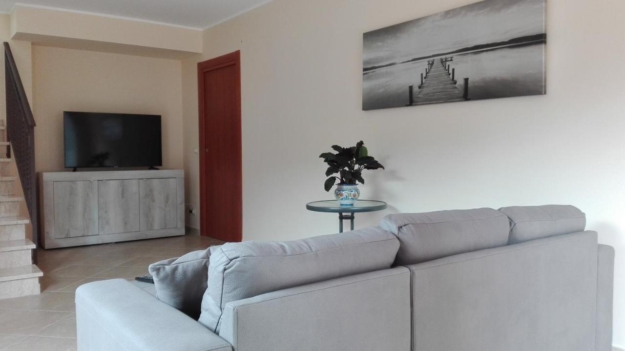 Villa Leonardi Zafferana Etnea Bagian luar foto